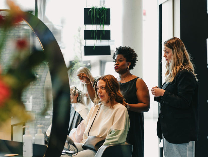 <h2>Elliott Hair & Lifestyle Salon</h2>